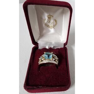 Vintage Gold Light Blue Gem Ring Size 9 w/ Box – Ornate Two‑Tone Design 9K Gold